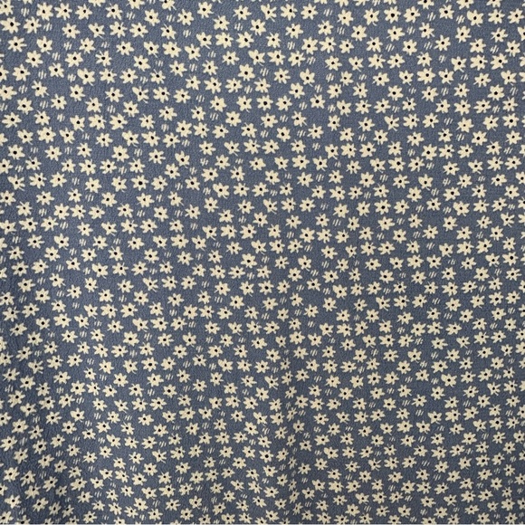 GAP Short Sleeve Wrap-Front Tie Blouse - Picture 7 of 9